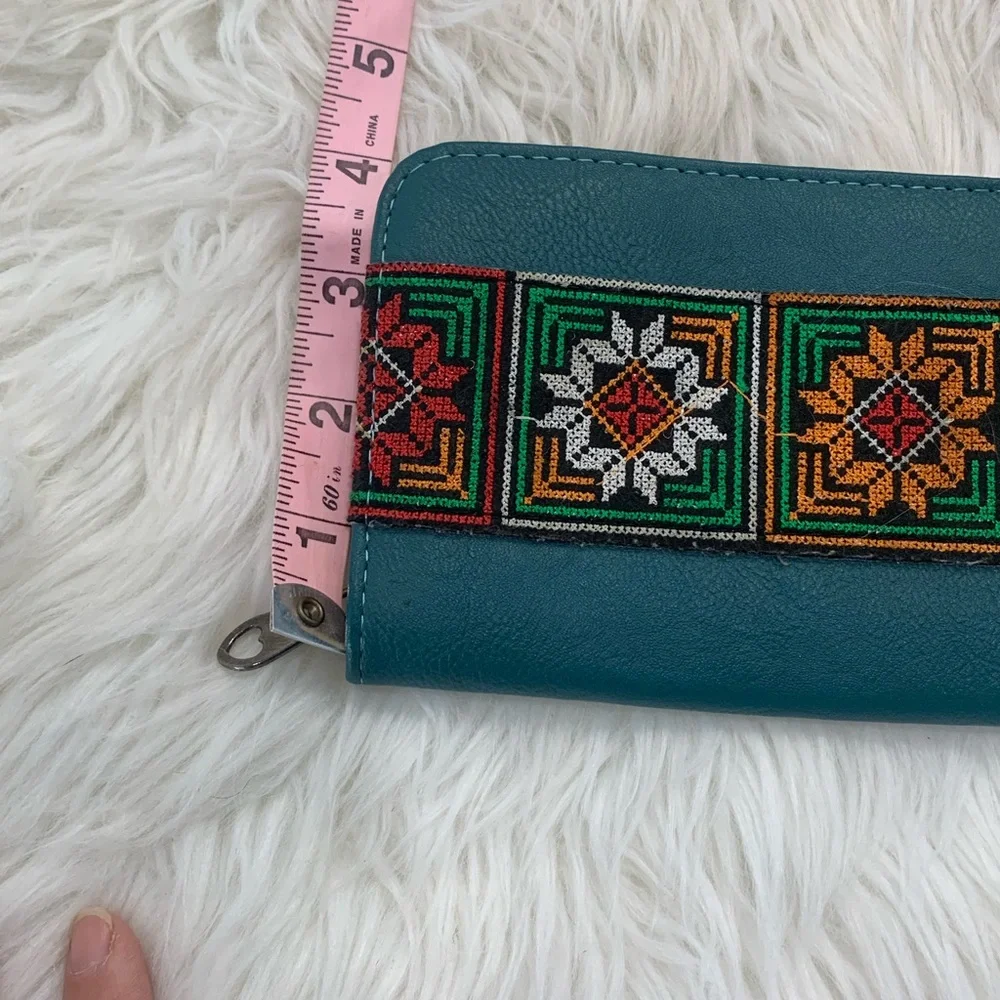 Teal with Colorful Floral Pocketbook‎